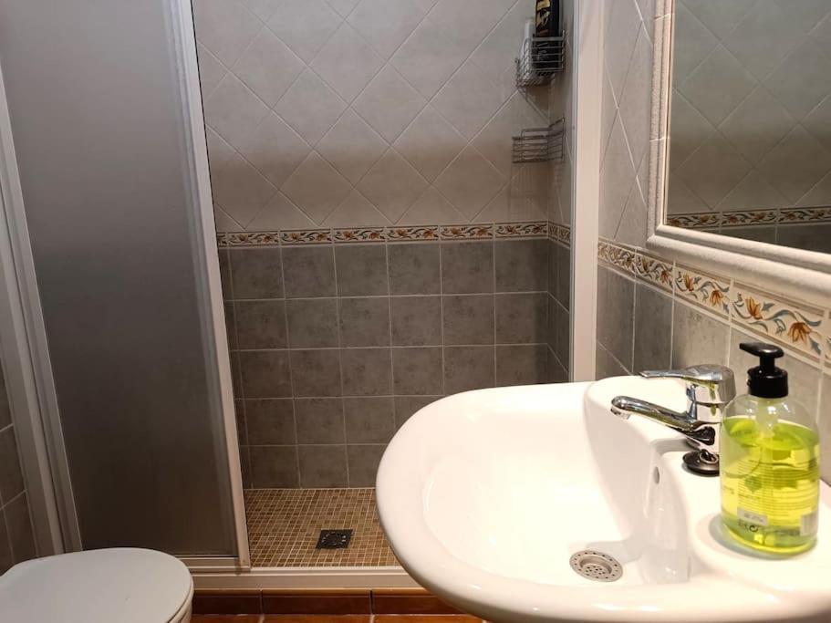Muy Cerca De La Playa. Primera Linea. Apartment Rota Ngoại thất bức ảnh